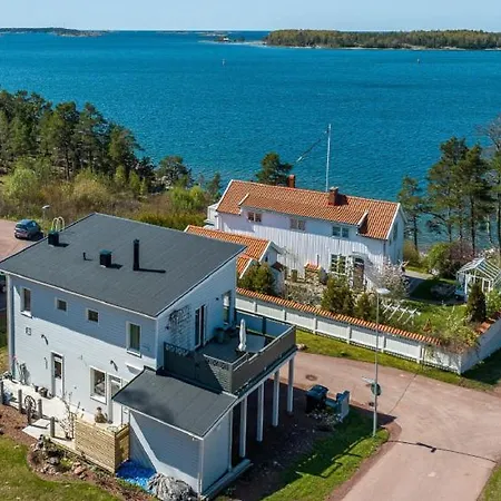 House With Sea View In Villa *